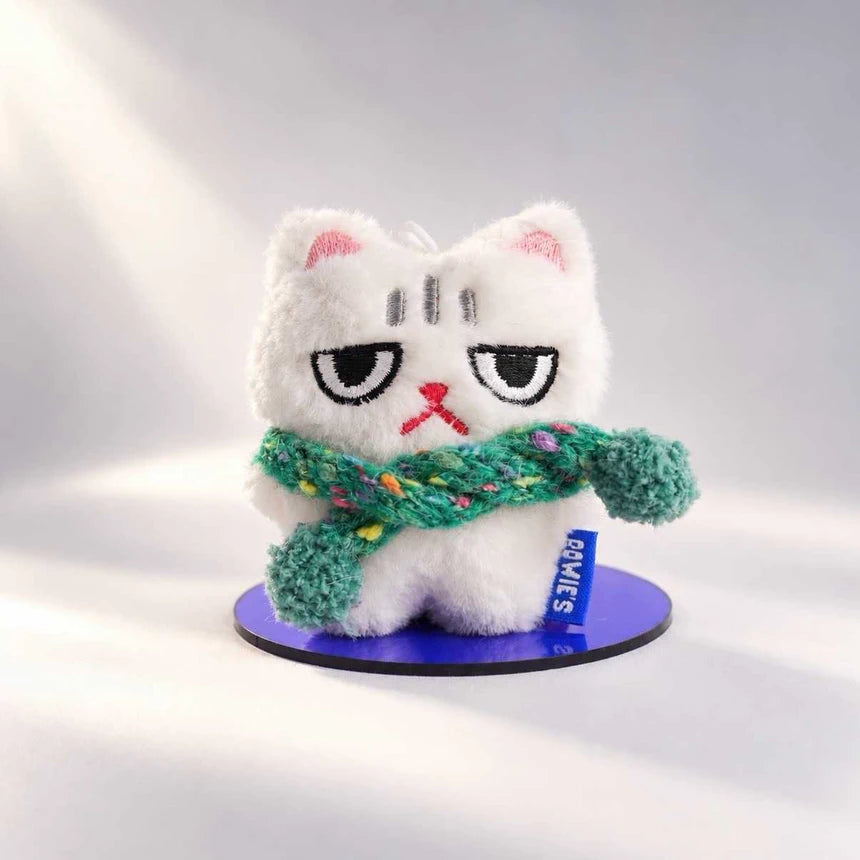 White Cat Series - แมวขาวไหมพรมเขียว